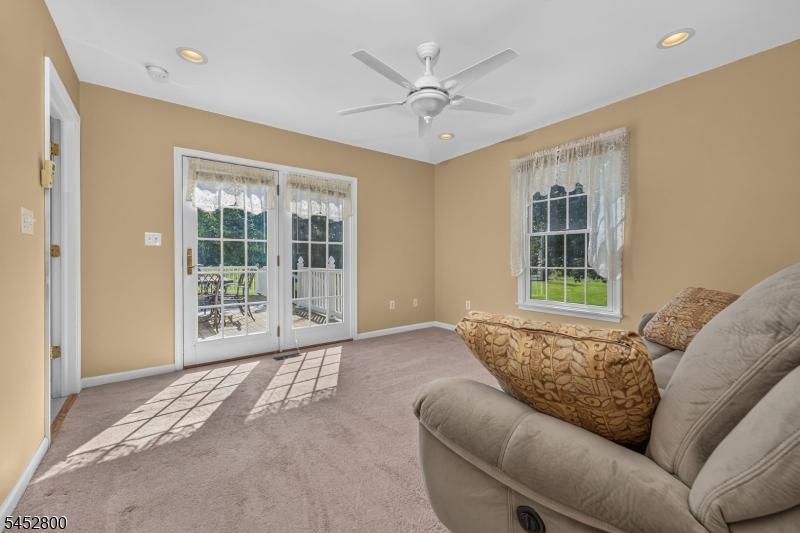 22 Mott Way Raritan NJ 08822