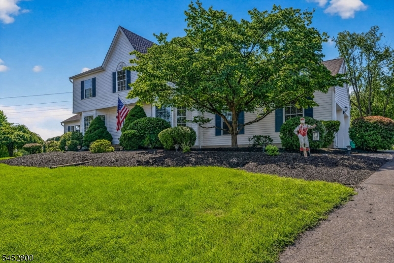 22 Mott Way Raritan NJ 08822