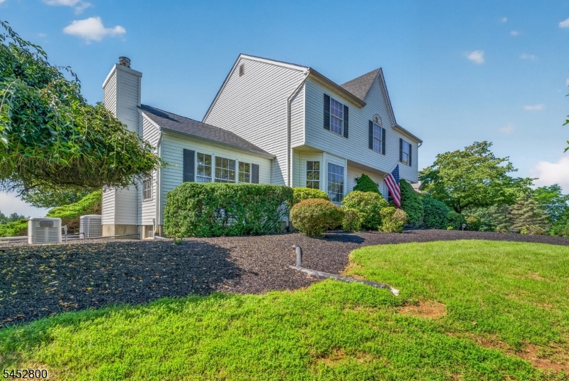 22 Mott Way Raritan NJ 08822