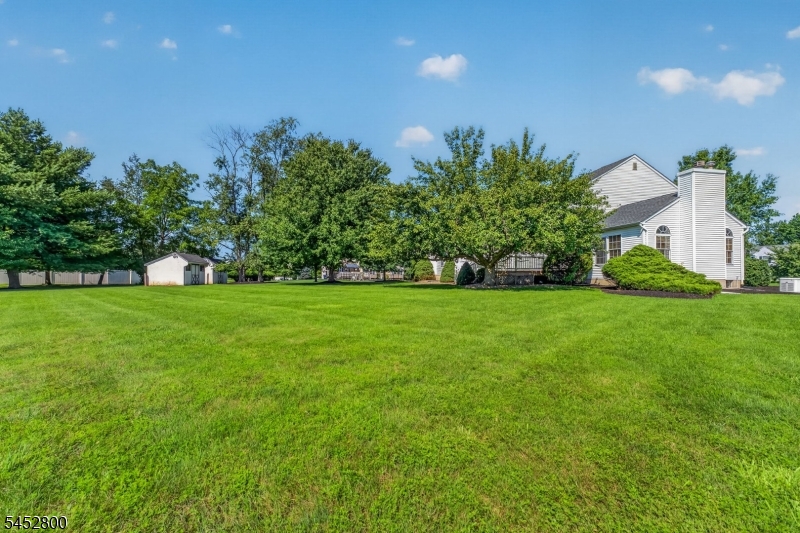 22 Mott Way Raritan NJ 08822