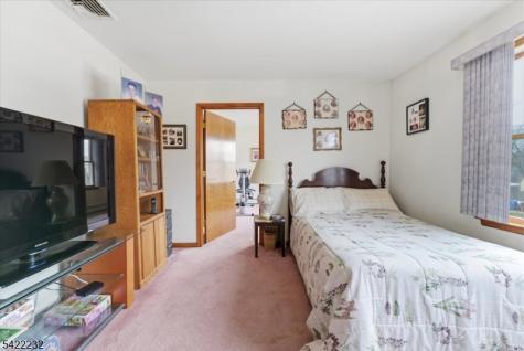 357 Edgewood Road Linden NJ 07036