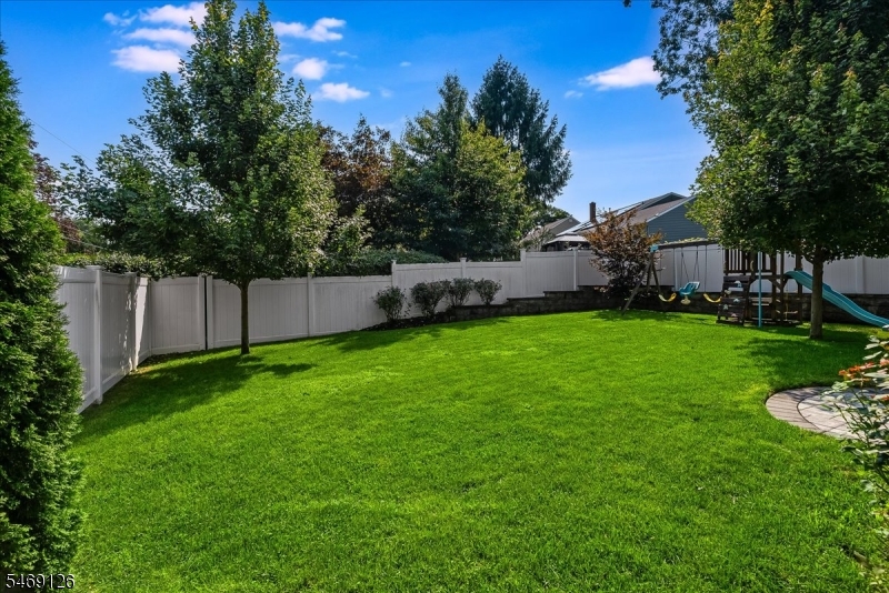 139 Winding Way Cedar Grove NJ 07009
