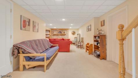 9 Ryerson Avenue Oakland NJ 07436
