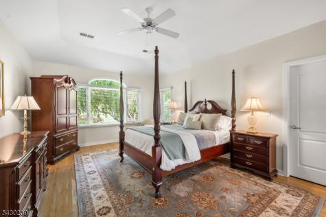 7 Heath Drive Chester NJ 07930