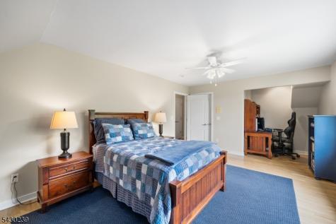 7 Heath Drive Chester NJ 07930