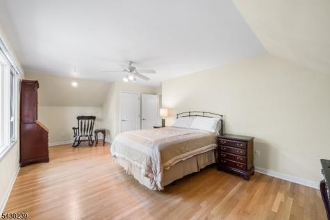 7 Heath Drive Chester NJ 07930