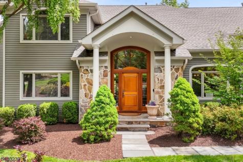 7 Heath Drive Chester NJ 07930