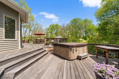 7 Heath Drive Chester NJ 07930