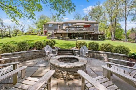 7 Heath Drive Chester NJ 07930