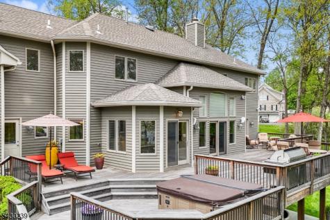 7 Heath Drive Chester NJ 07930