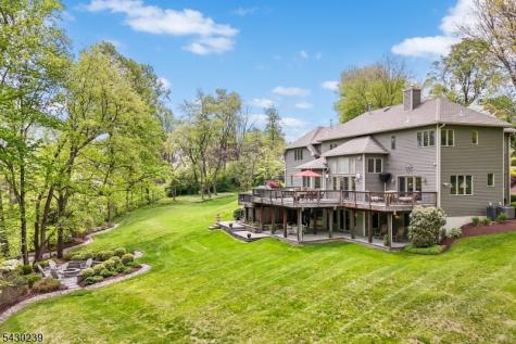 7 Heath Drive Chester NJ 07930