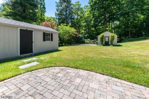 46 Sussex Drive West Milford NJ 07480
