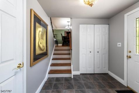 46 Sussex Drive West Milford NJ 07480
