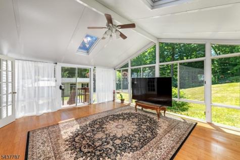 46 Sussex Drive West Milford NJ 07480