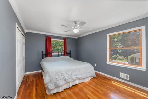 46 Sussex Drive West Milford NJ 07480