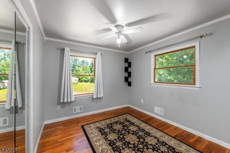 46 Sussex Drive West Milford NJ 07480