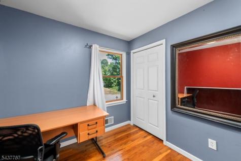 46 Sussex Drive West Milford NJ 07480