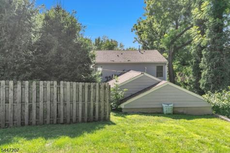 25 Gillette Road Long Hill NJ 07933