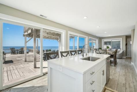 27 S Beach Avenue Middle NJ 08210