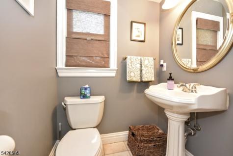 143 Nottingham Road Ramsey NJ 07446