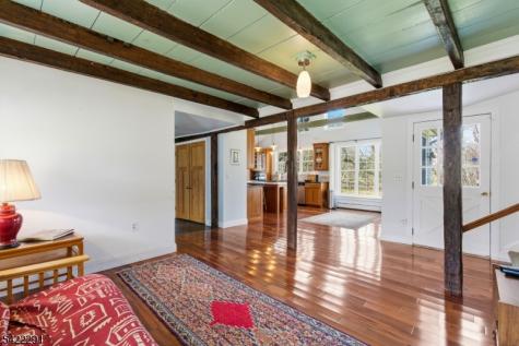 15 Welisewitz Road East Amwell NJ 08551