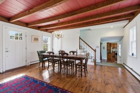 15 Welisewitz Road East Amwell NJ 08551