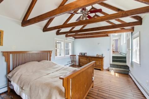 15 Welisewitz Road East Amwell NJ 08551