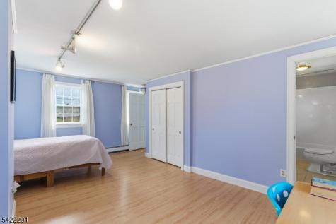15 Welisewitz Road East Amwell NJ 08551