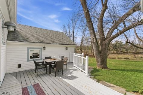 15 Welisewitz Road East Amwell NJ 08551