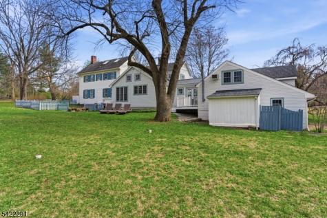 15 Welisewitz Road East Amwell NJ 08551