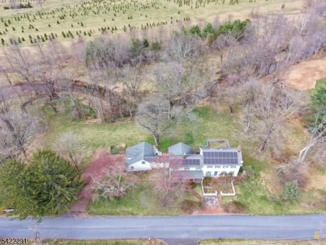 15 Welisewitz Road East Amwell NJ 08551