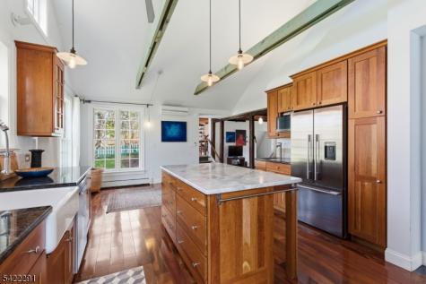 15 Welisewitz Road East Amwell NJ 08551