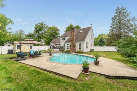 9 Westminster Drive Clinton NJ 08801
