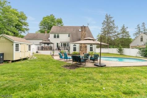 9 Westminster Drive Clinton NJ 08801