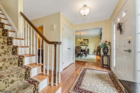 9 Westminster Drive Clinton NJ 08801