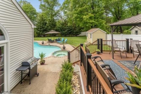 9 Westminster Drive Clinton NJ 08801