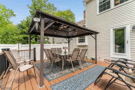 9 Westminster Drive Clinton NJ 08801
