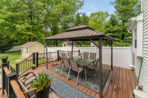 9 Westminster Drive Clinton NJ 08801