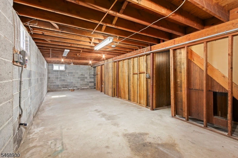 88 Old Farmers Road Washington NJ 07853