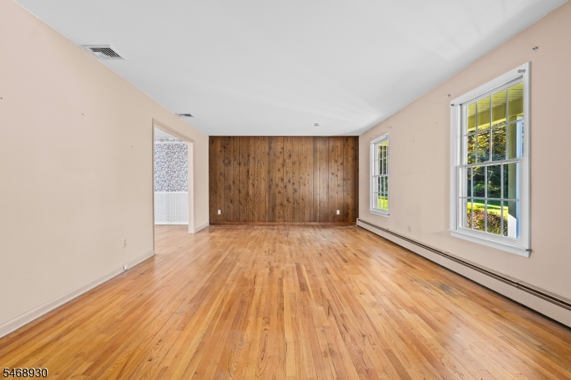 88 Old Farmers Road Washington NJ 07853