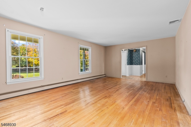88 Old Farmers Road Washington NJ 07853