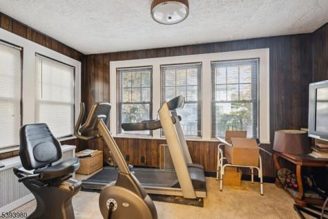 12 Madison Avenue East Orange NJ 07017