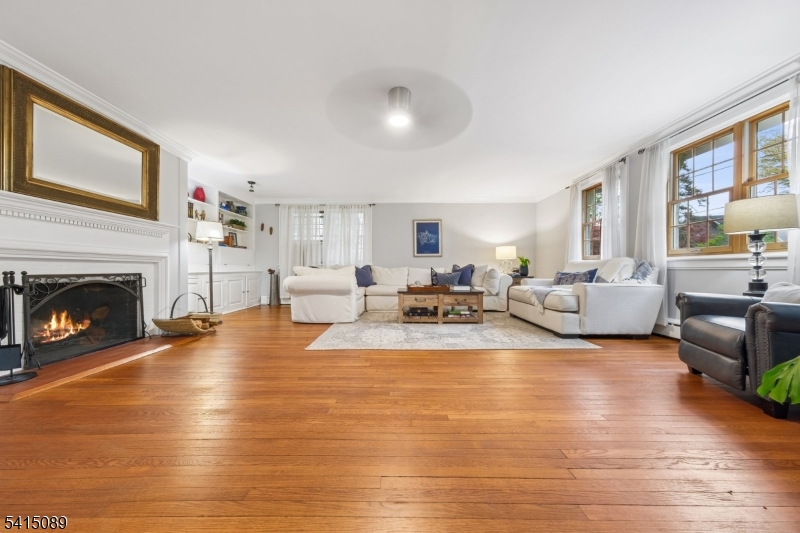 61 Burnett Terrace Maplewood NJ 07040
