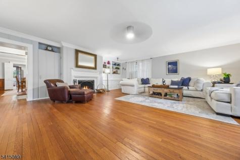 61 Burnett Terrace Maplewood NJ 07040