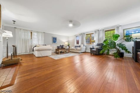 61 Burnett Terrace Maplewood NJ 07040