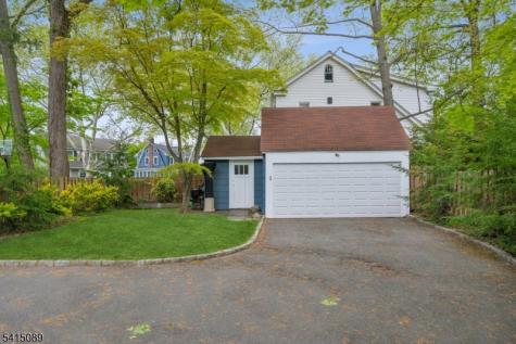 61 Burnett Terrace Maplewood NJ 07040