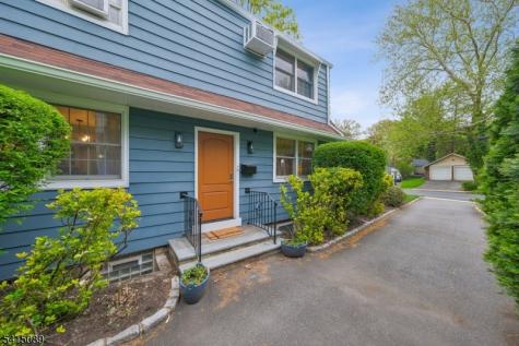 61 Burnett Terrace Maplewood NJ 07040