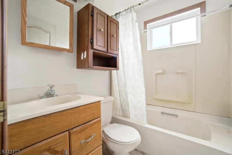 175 Wertsville Road East Amwell NJ 08551