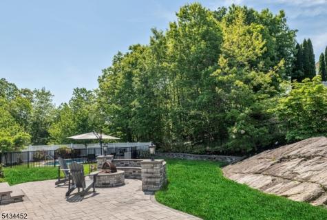 168 Tanglewood Pass Jefferson NJ 07849