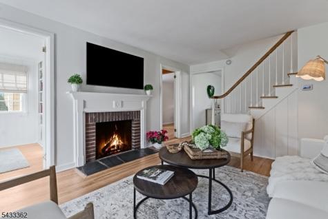 21 Doris Parkway Westfield NJ 07090